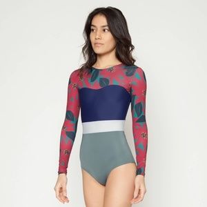 See Hermosa One Piece - Sahi